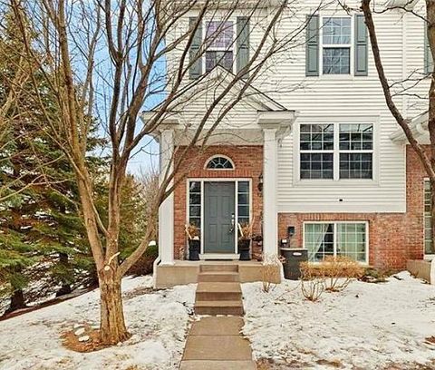 921 Ledgestone Drive Mahtomedi MN 55115