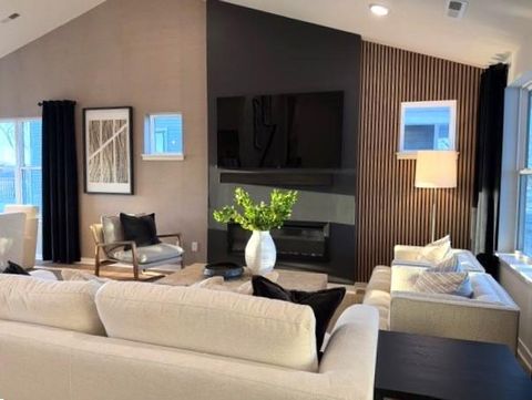 1652 Lund Way Shakopee MN 55379