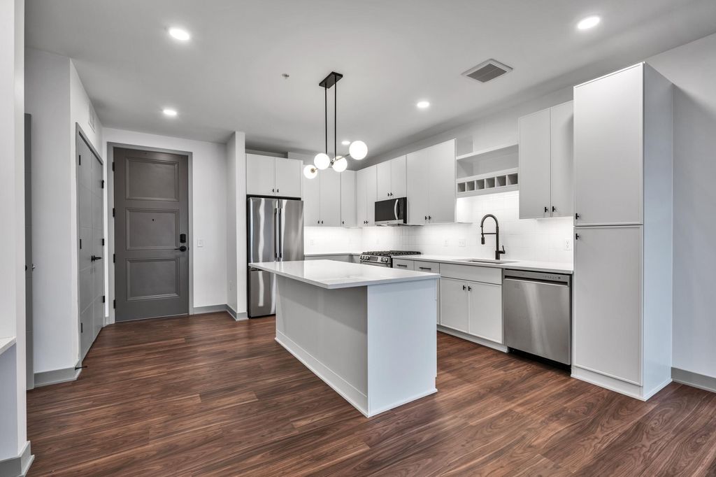 Photo of 640 Wisconsin Avenue N #307, Golden Valley, MN 55427 (MLS # 7038115)