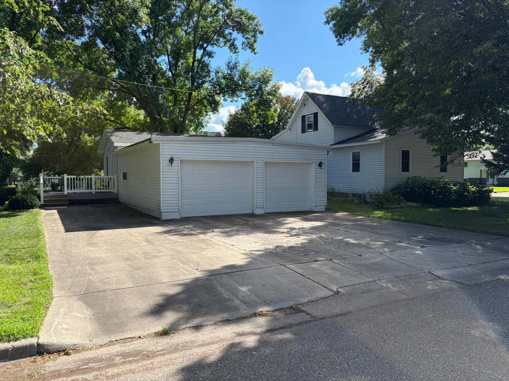 Photo of 519 5th Street NW, Renville, MN 56284 (MLS # 7129033)