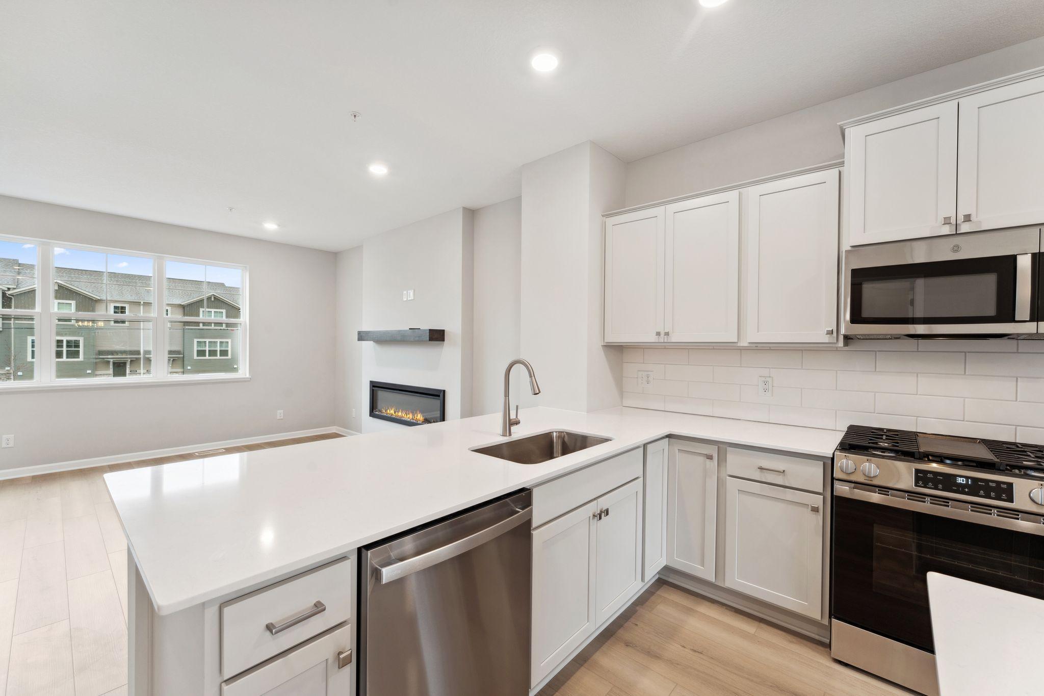 1529 Traverse Lane