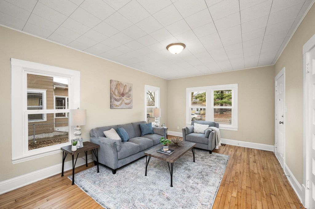 Photo of 620 Oliver Avenue N, Minneapolis, MN 55411 (MLS # 7029067)