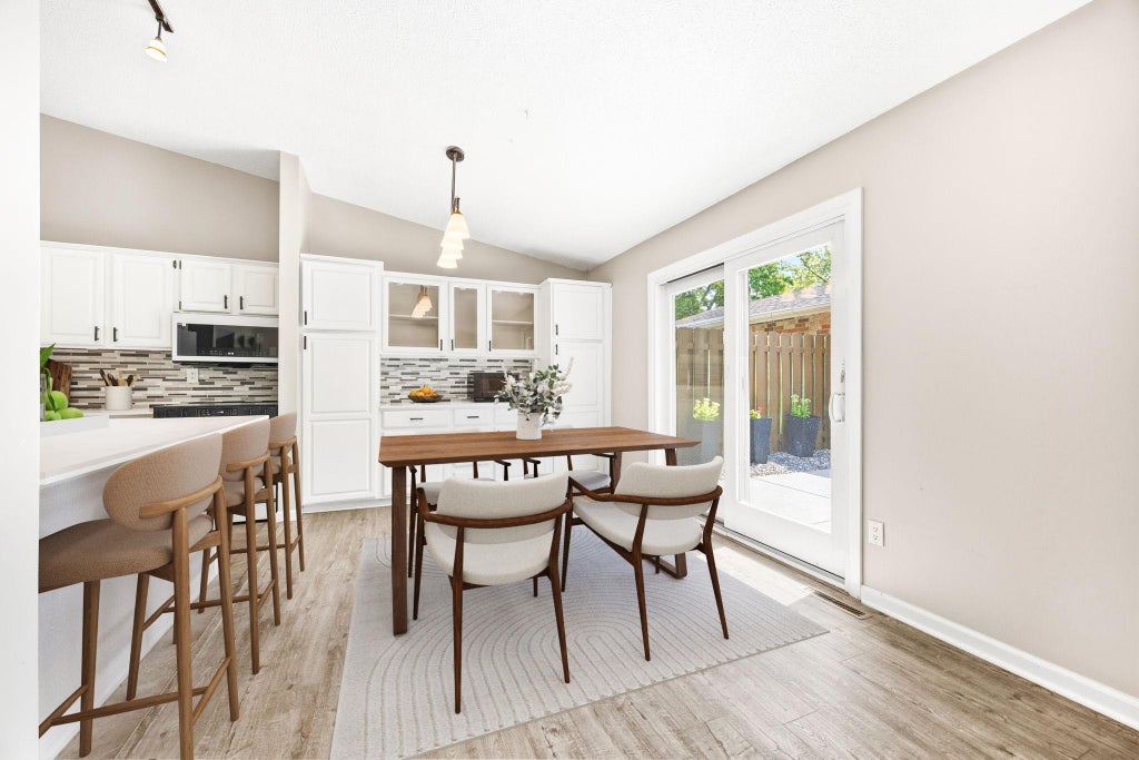 Photo of 9712 Cimarron Circle, Minnetonka, MN 55305 (MLS # 7155888)