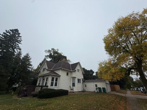 Photo of 821 Abbott Street, Albert Lea, MN 56007 (MLS # 6805009)