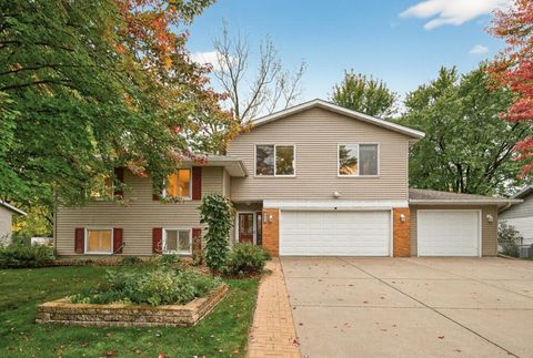 834 Fireside Drive Apple Valley MN 55124