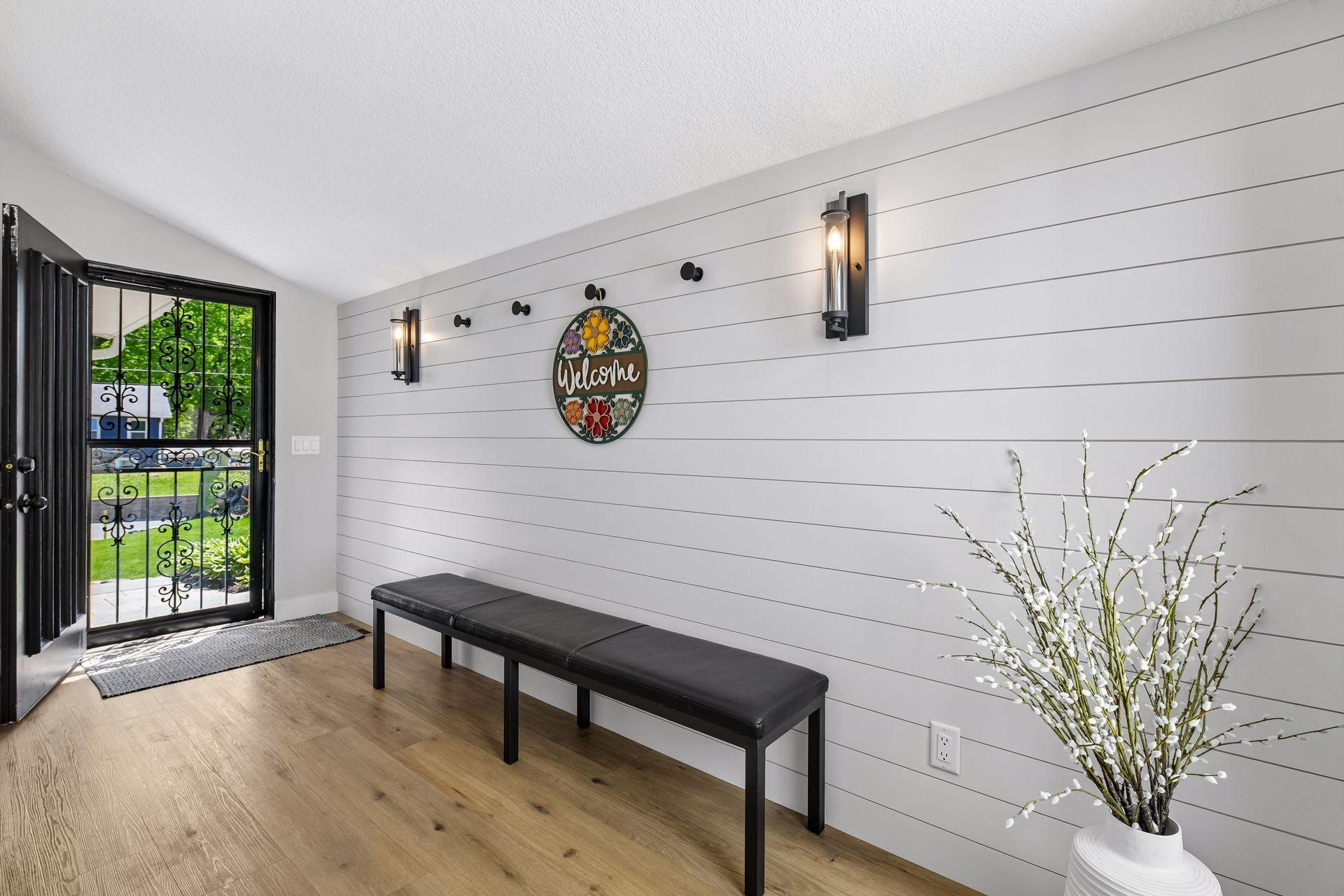 3337 Warner Lane