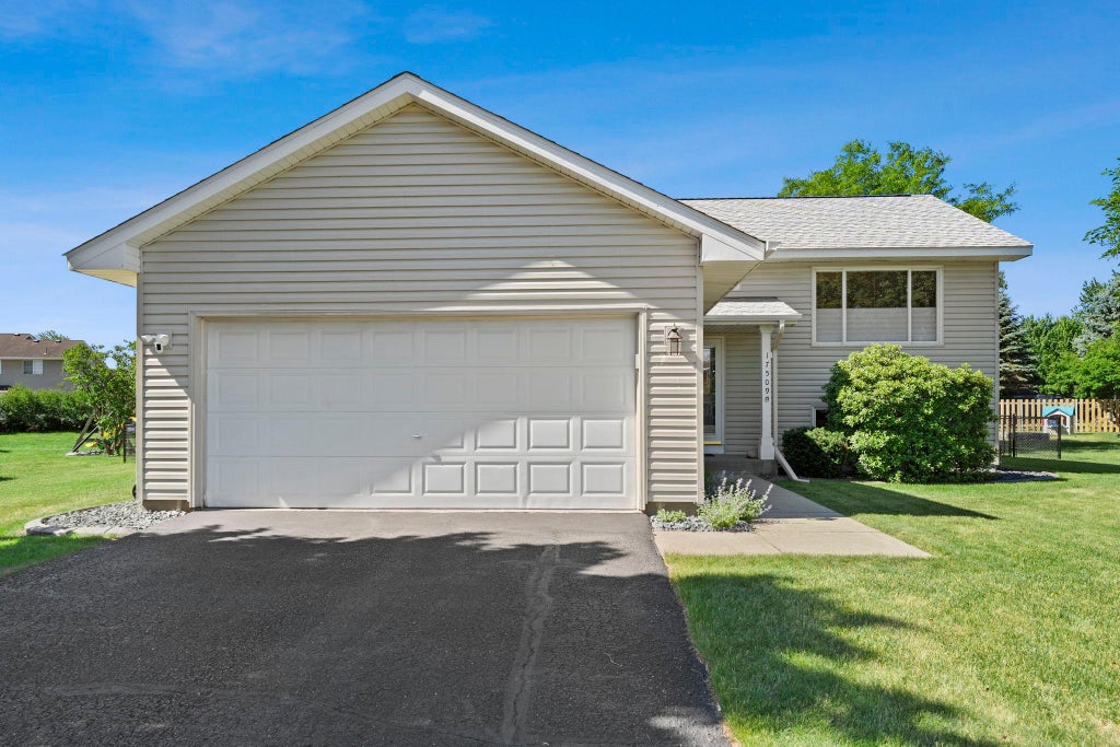 Photo of 17509 Five Oaks Drive, Farmington, MN 55024 (MLS # 7094081)