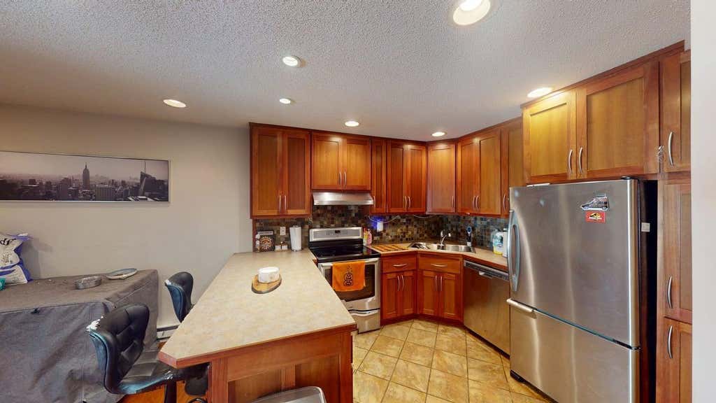 Photo of 2020 Ridge Drive #16, Saint Louis Park, MN 55416 (MLS # 7113890)