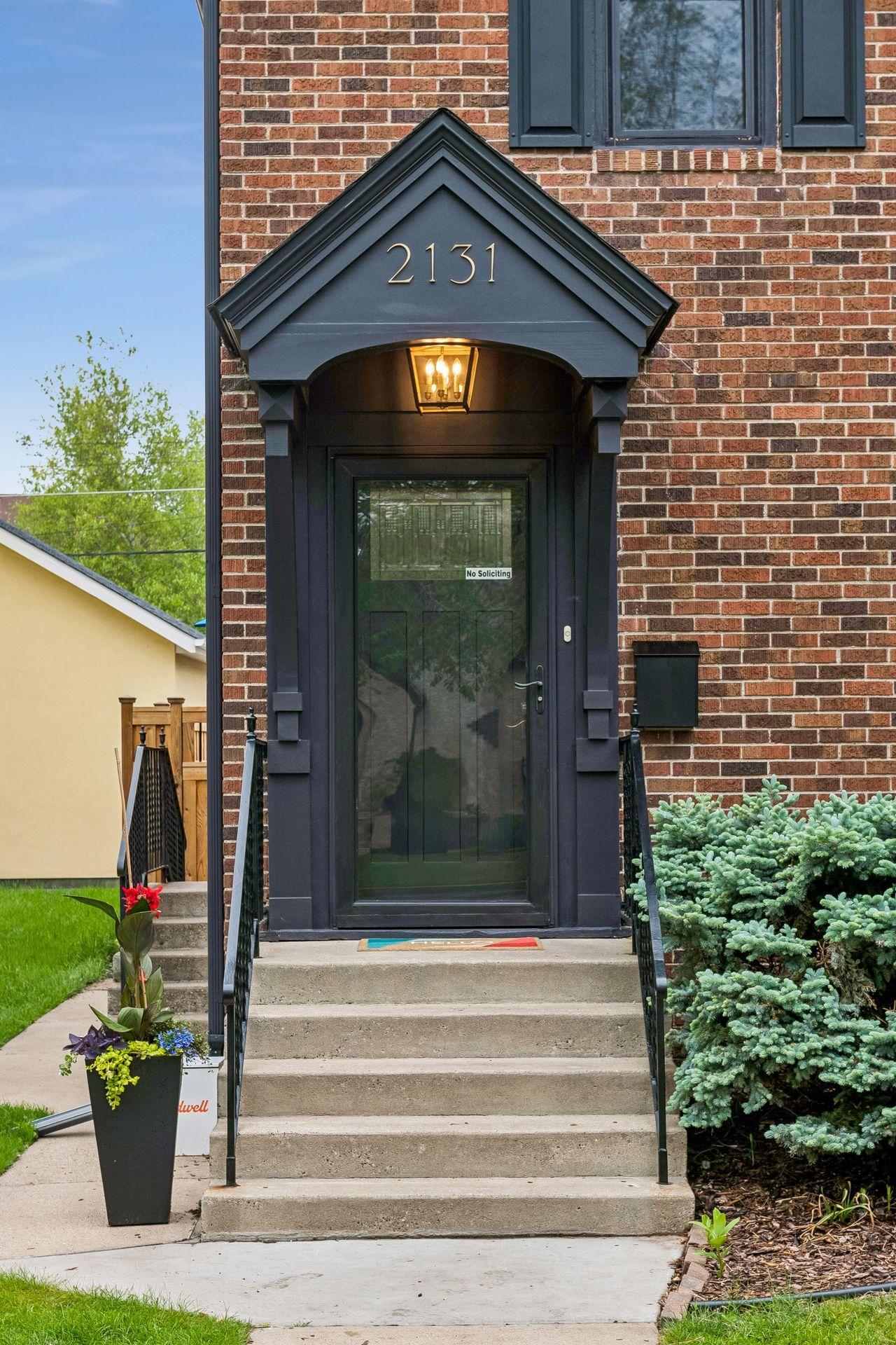 2131 Juno Avenue