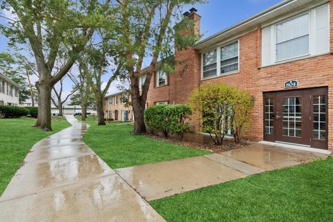 804 Old Settlers Trail 5 Hopkins MN 55343