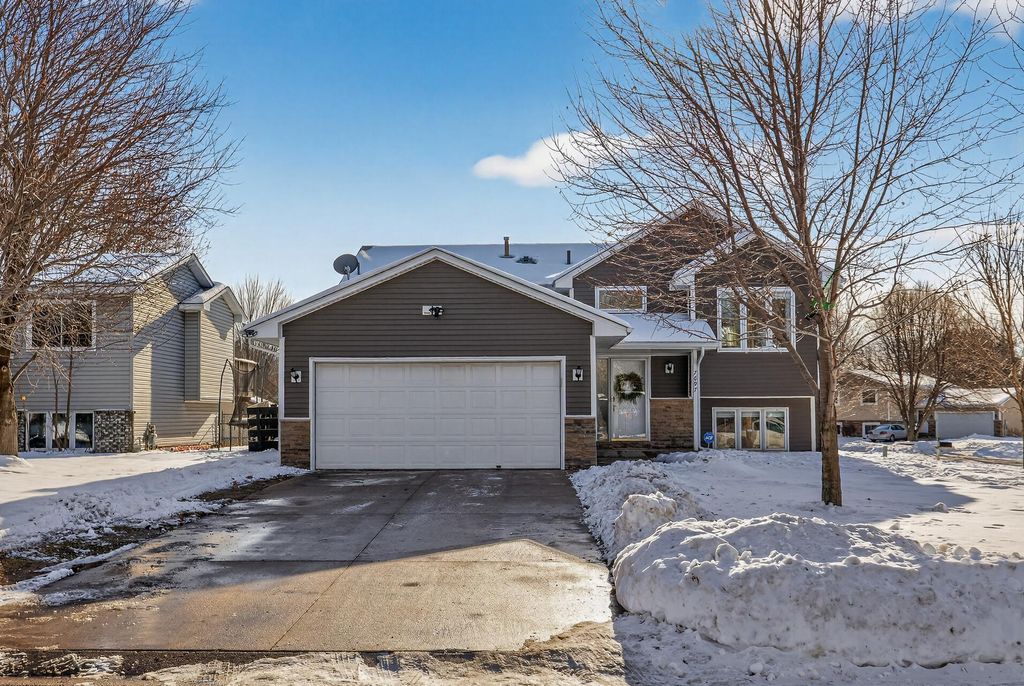 Photo of 7697 Homestead Court S, Cottage Grove, MN 55016 (MLS # 7001506)