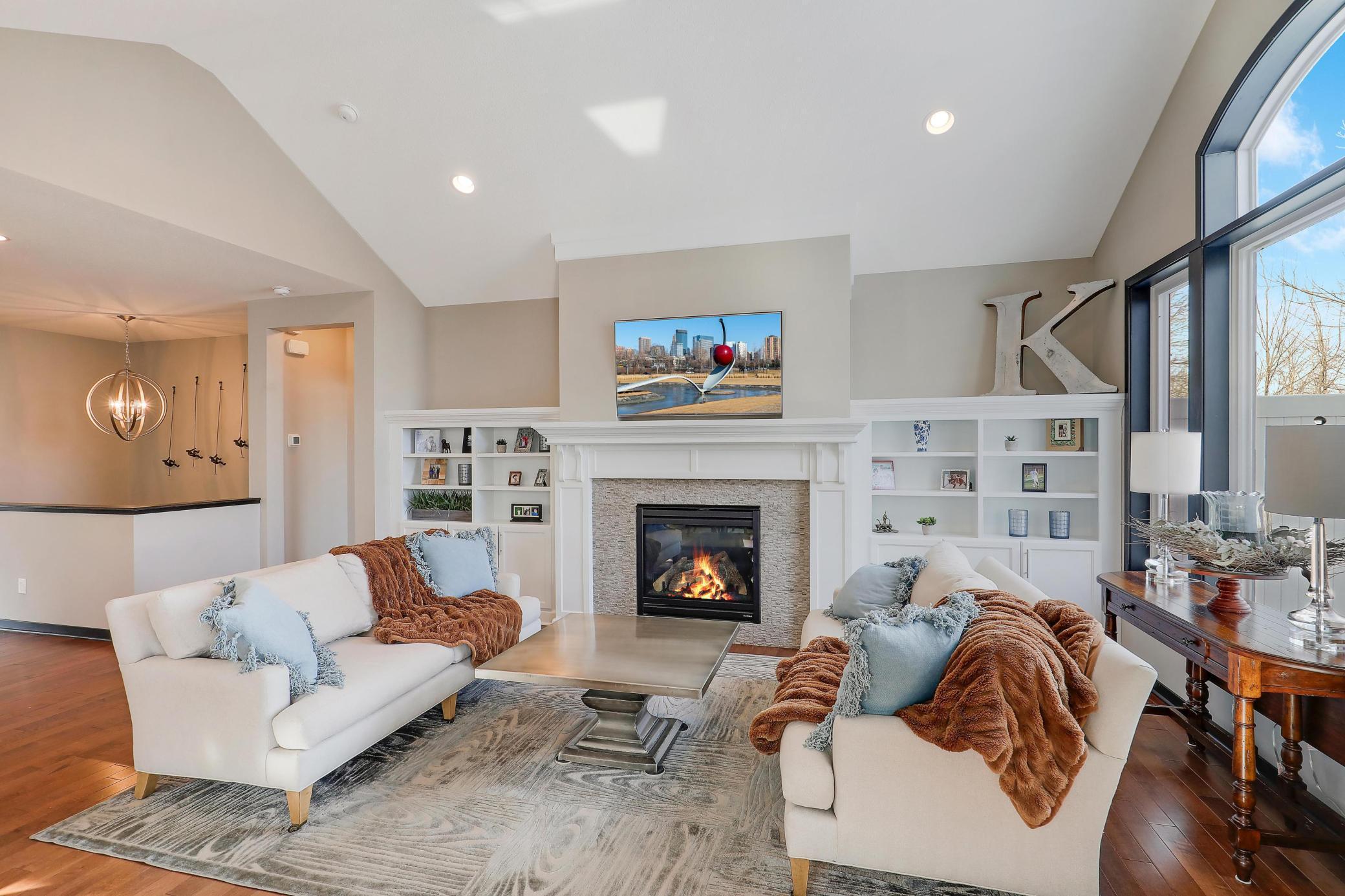 2524 Sandstone Lane