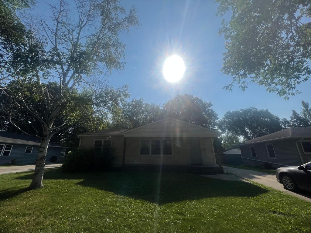 Photo of 1418 5th Street S, Moorhead, MN 56560 (MLS # 7023738)