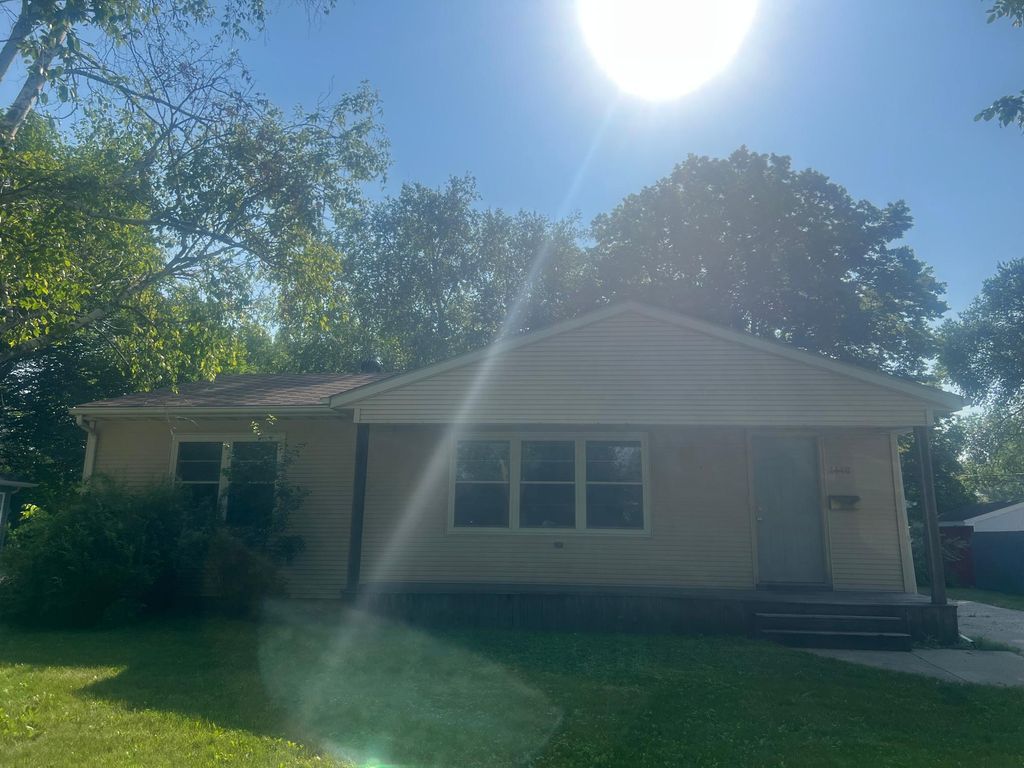 Photo of 1418 5th Street S, Moorhead, MN 56560 (MLS # 7023738)