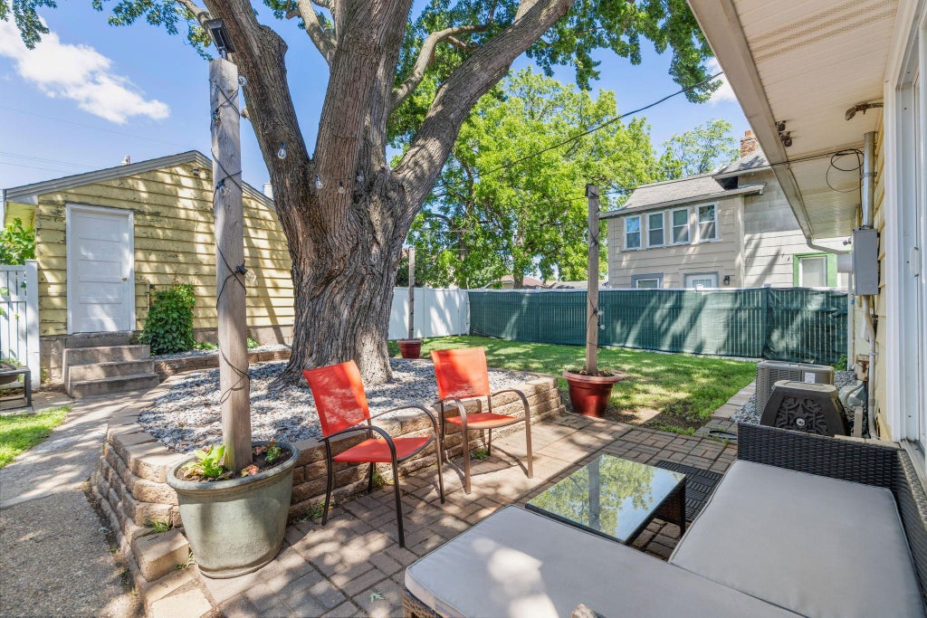 Photo of 547 11th Avenue N, South Saint Paul, MN 55075 (MLS # 7087351)