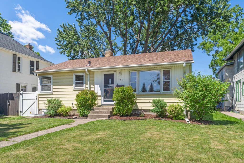 Photo of 547 11th Avenue N, South Saint Paul, MN 55075 (MLS # 7087351)