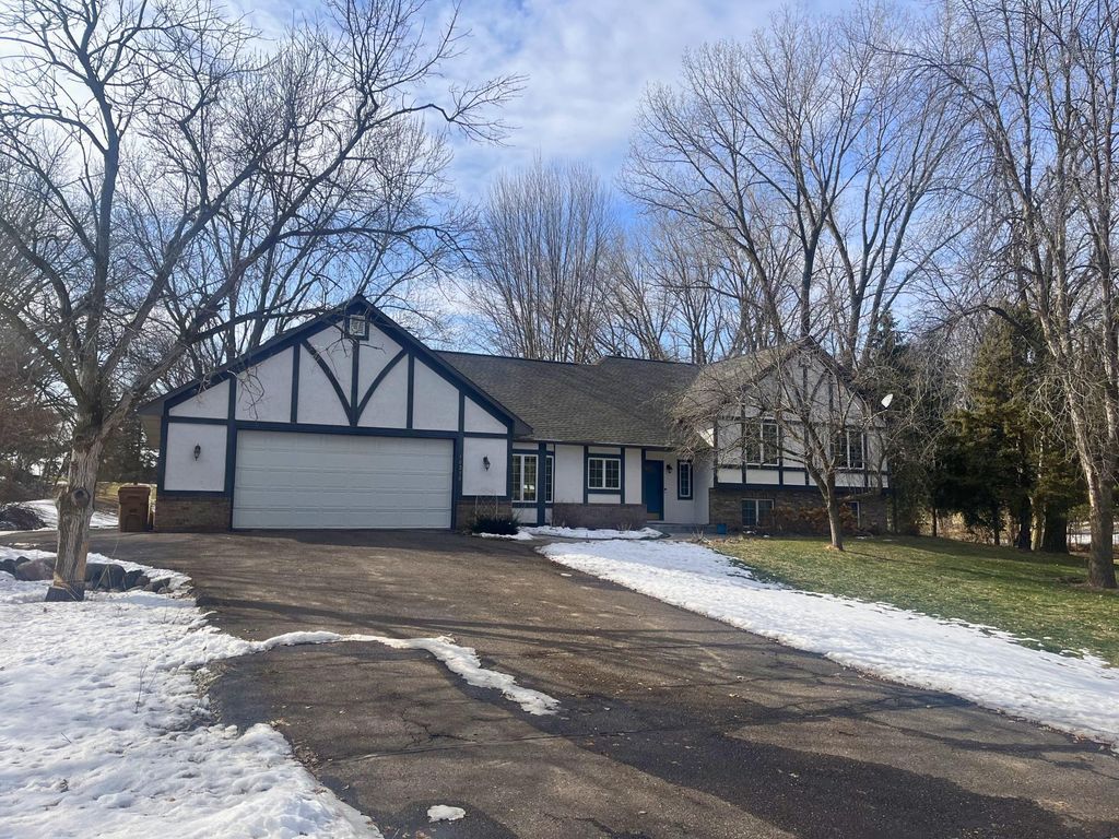 Photo of 10230 60th St Ln N, Stillwater, MN 55082 (MLS # 7012410)