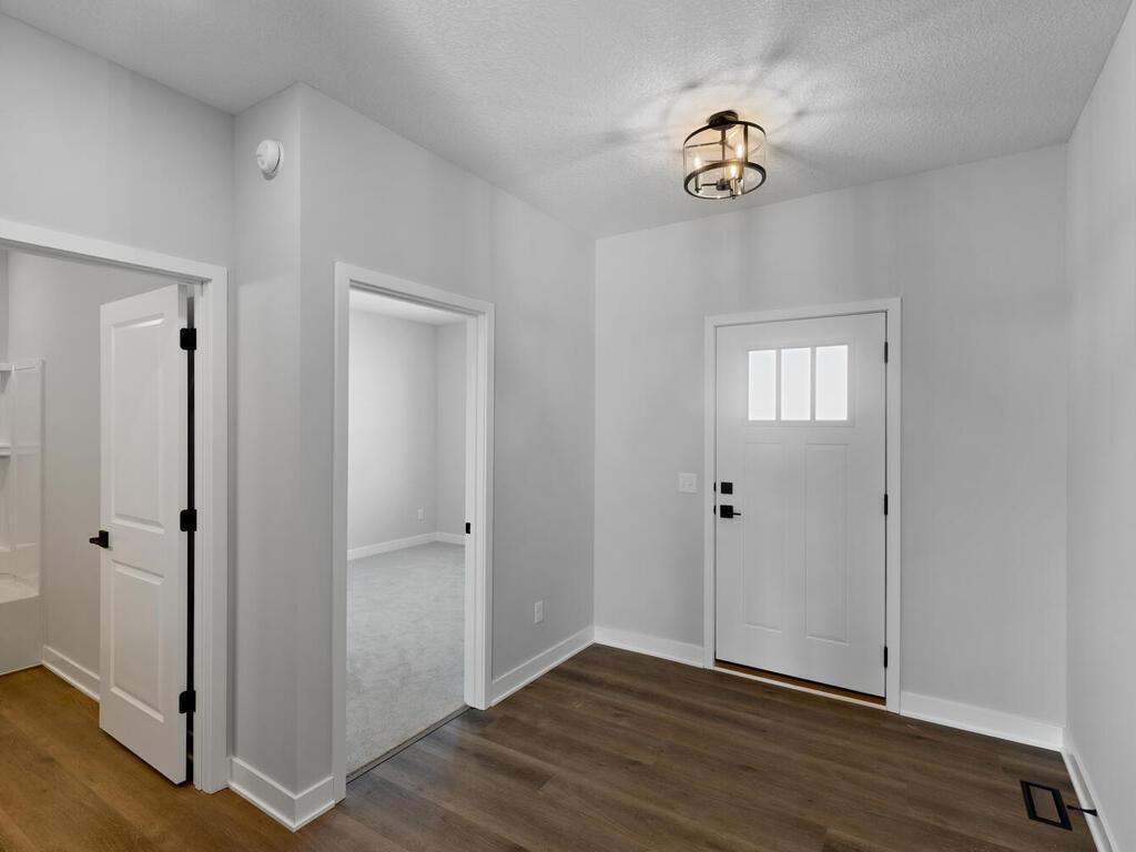 19461 Everglade Path