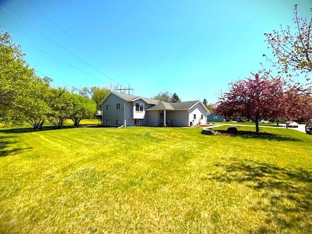 Photo of 1230 Lenore Way, Fergus Falls, MN 56537 (MLS # 7075617)
