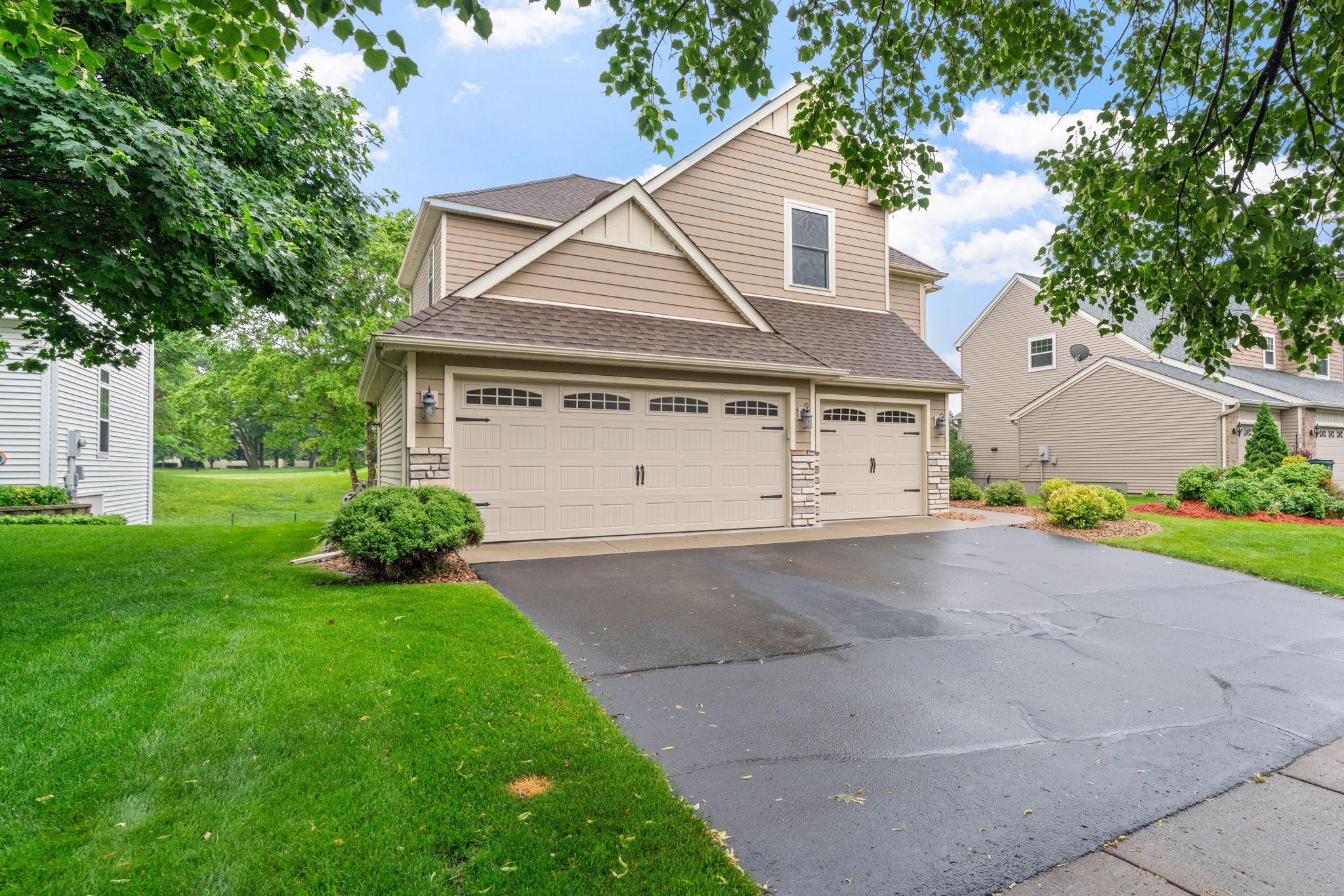 10973 Nassau Circle NE