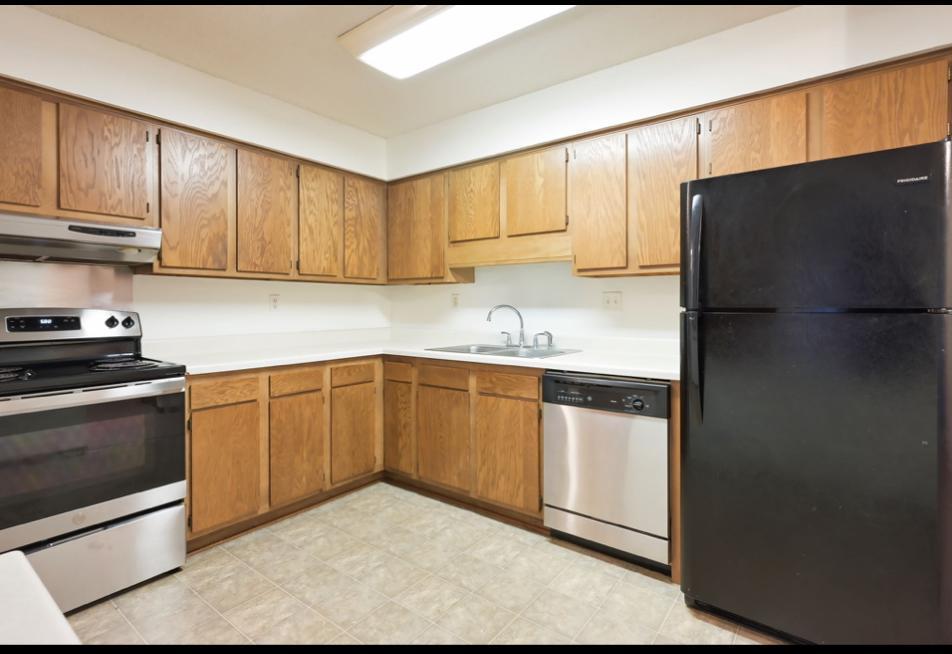 221 Grand Avenue W 314