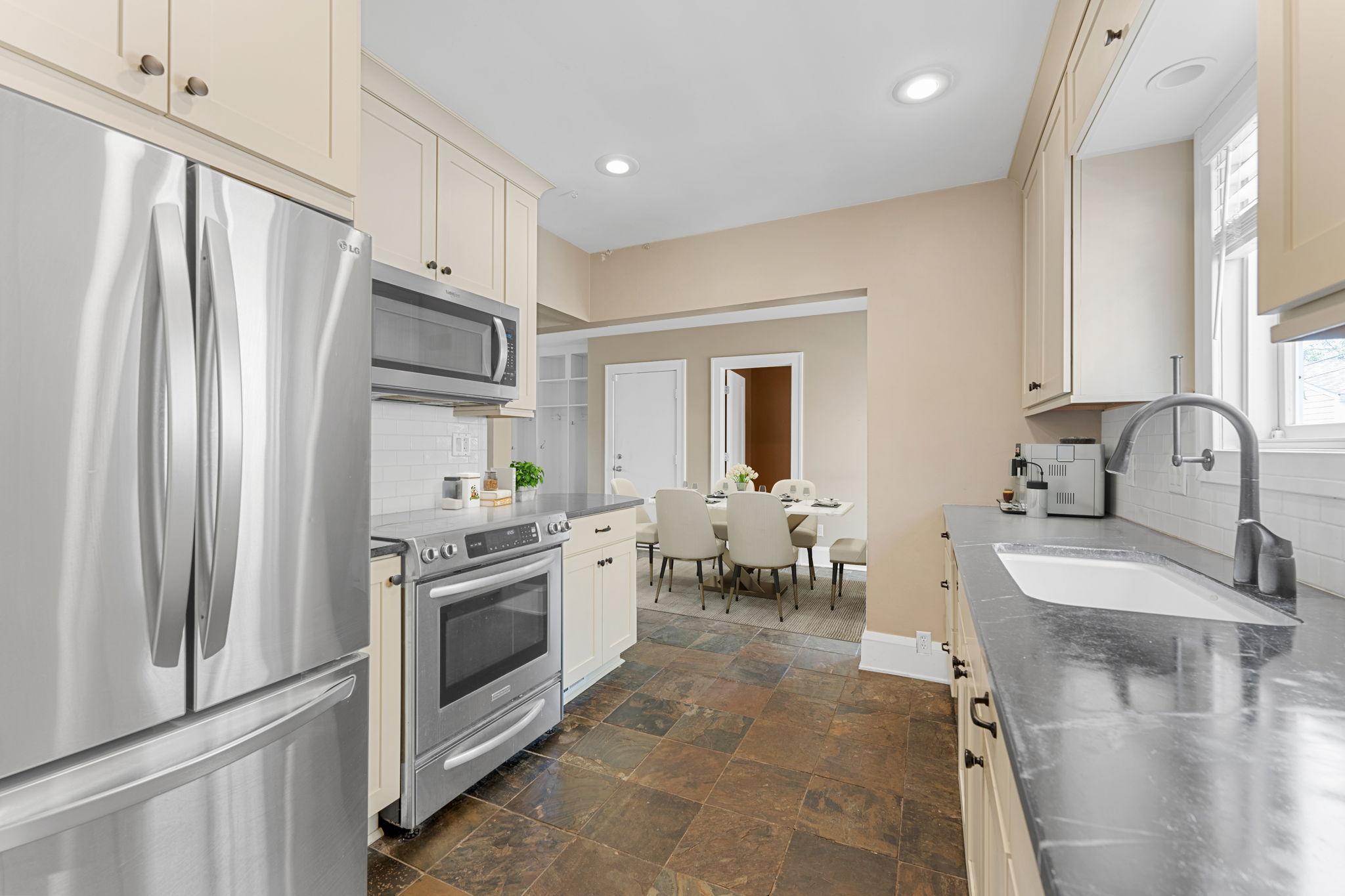 3260 Yosemite Avenue S