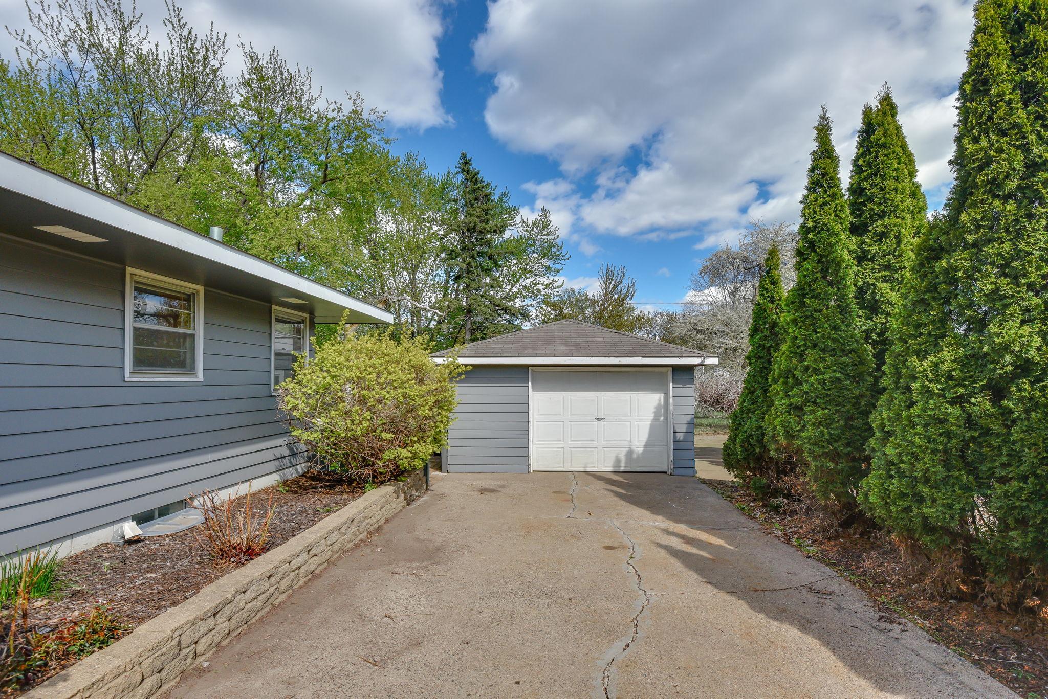 1118 Selby Avenue