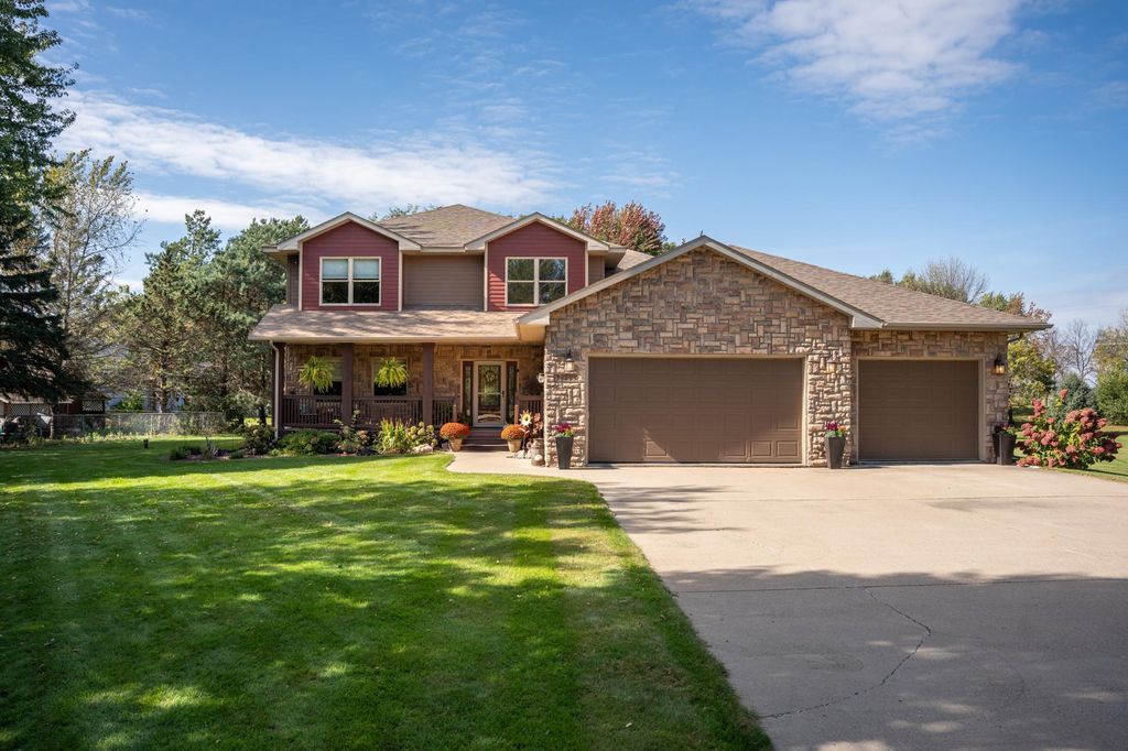 Photo of 29295 Endress Way, Cannon Falls, MN 55009 (MLS # 6801892)