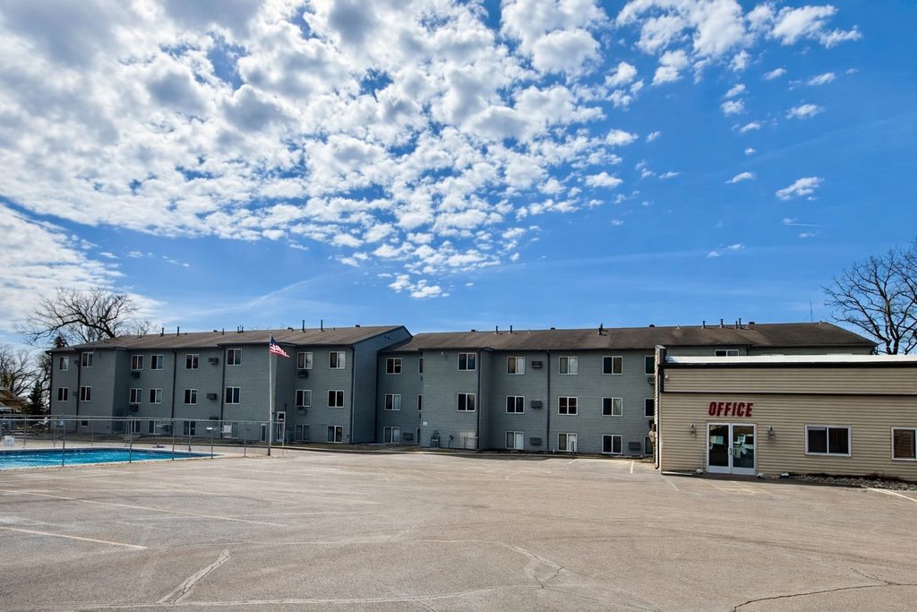 Photo of 321 Park Lake Boulevard E #308, Detroit Lakes, MN 56501 (MLS # 7040952)