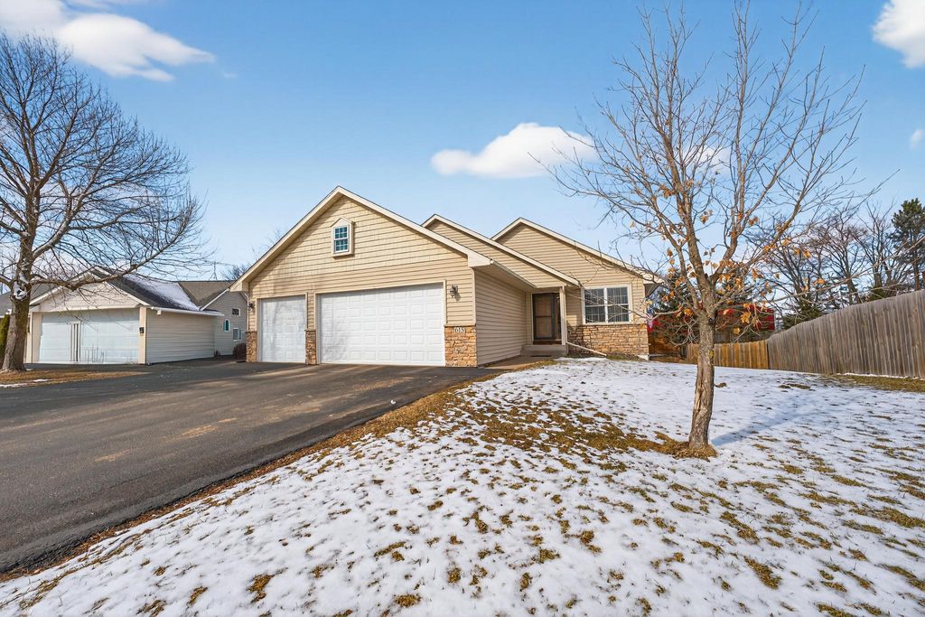 Photo of 615 Highview Loop SE, Pine City, MN 55063 (MLS # 7036939)