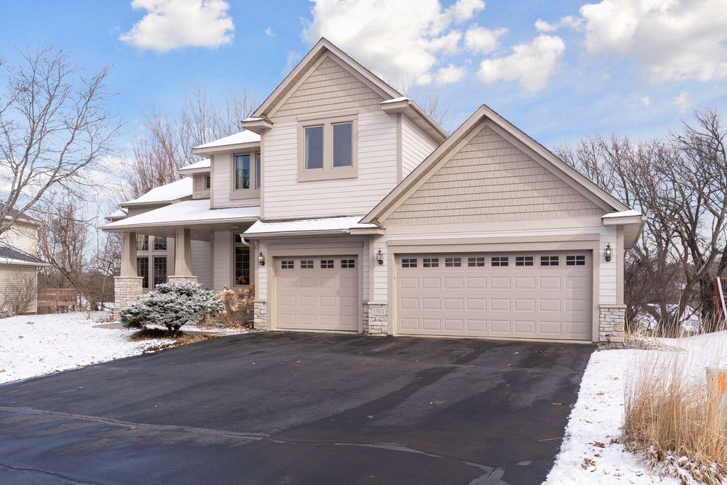 Photo of 1501 Pinetree Pass, Eagan, MN 55122 (MLS # 7037246)
