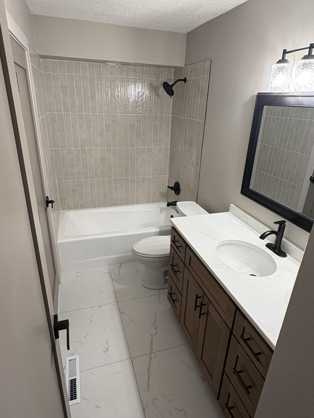 Photo of 2365 Hillwood Drive E, Maplewood, MN 55119 (MLS # 7151207)