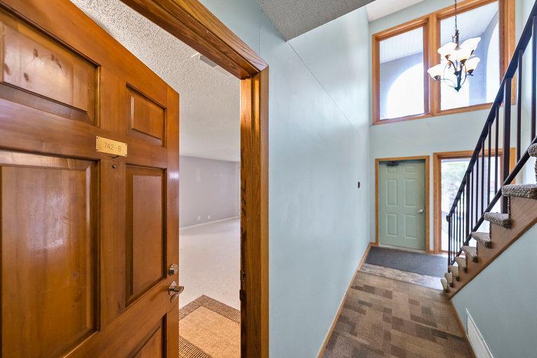 742 County Road F W 1002