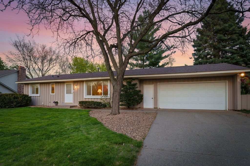 Photo of 5856 139th Street W, Apple Valley, MN 55124 (MLS # 7056516)