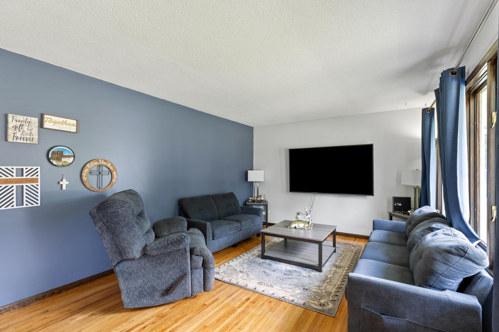 1205 E 131st Street