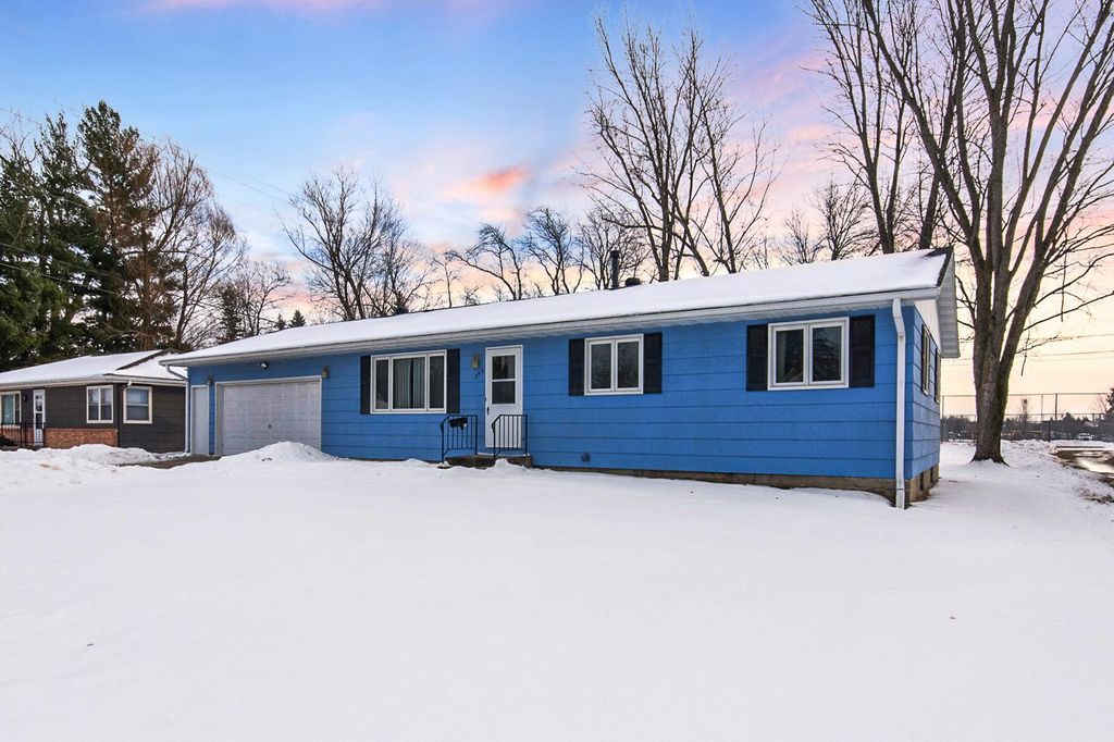 Photo of 205 Linden Place S, Northfield, MN 55057 (MLS # 7001379)