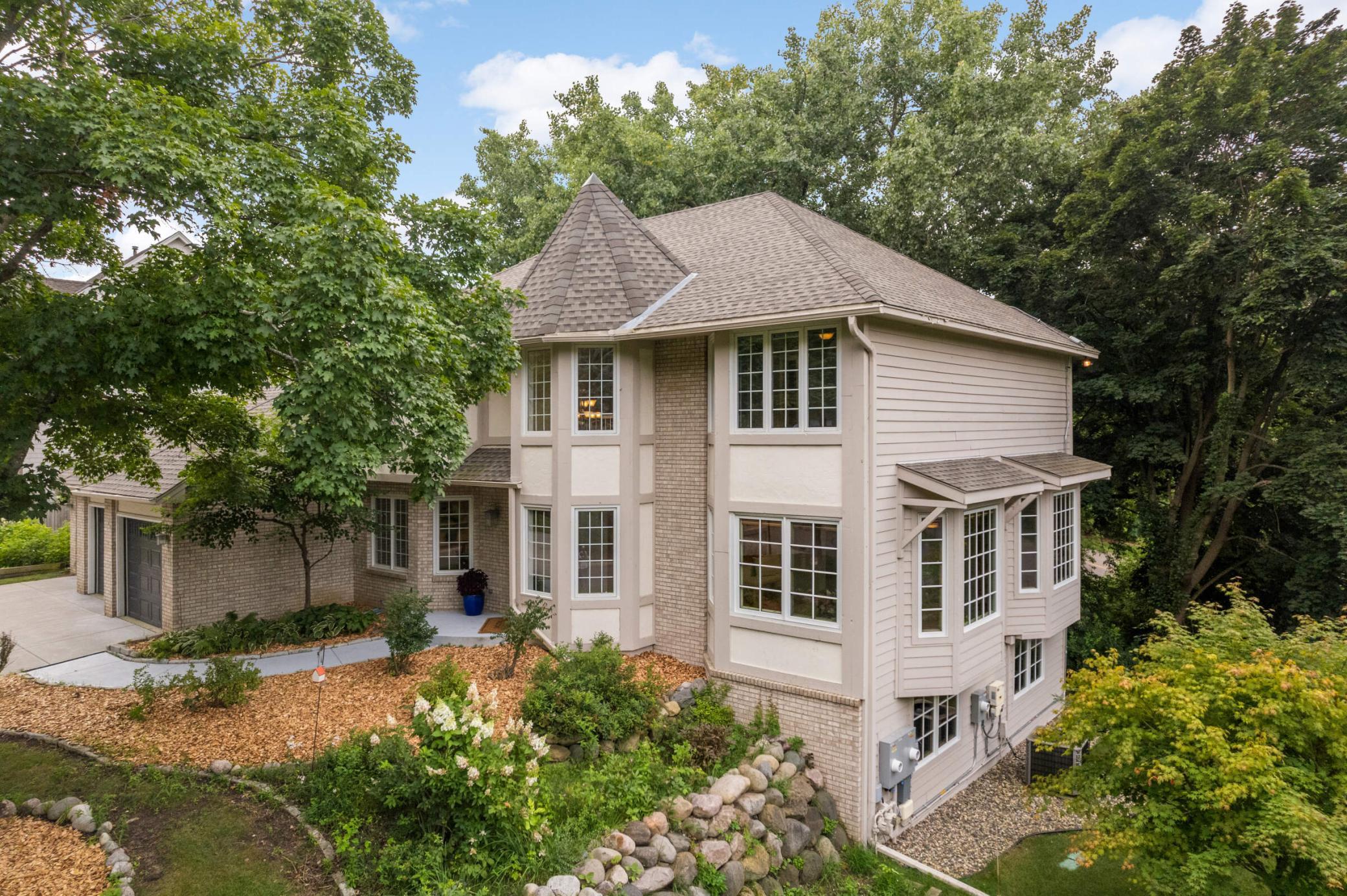 15395 Highland Bluff