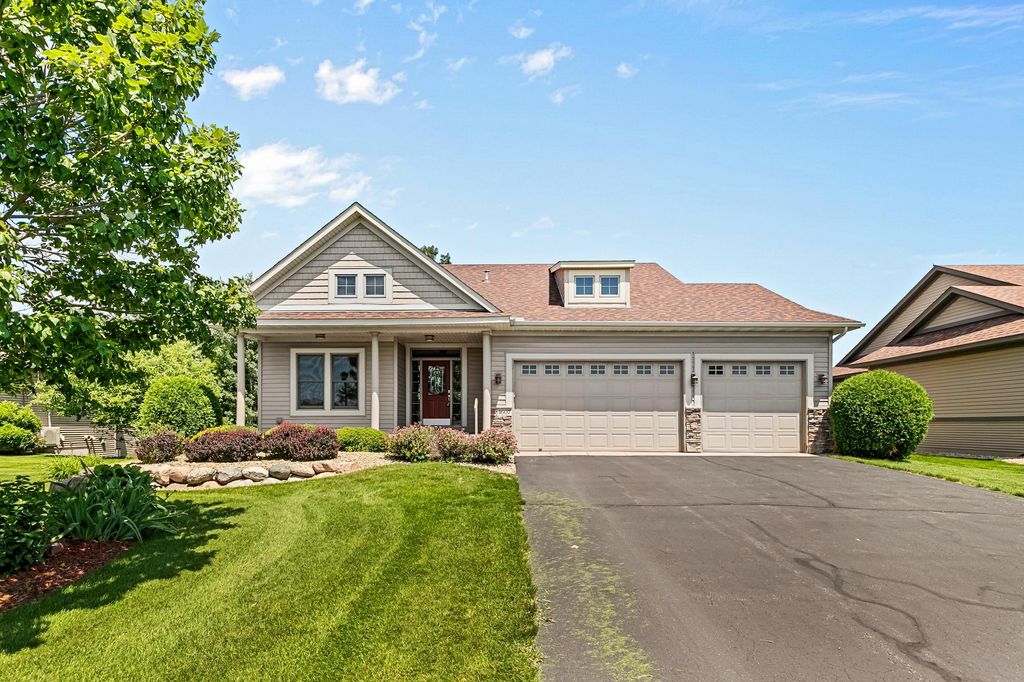 Photo of 1607 140th Avenue NE, Ham Lake, MN 55304 (MLS # 7098495)