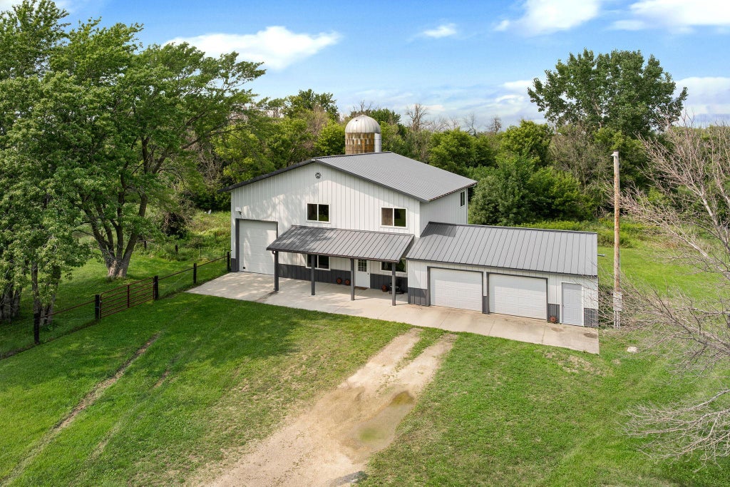 Photo of 57414 205th Street, Austin, MN 55912 (MLS # 7125837)