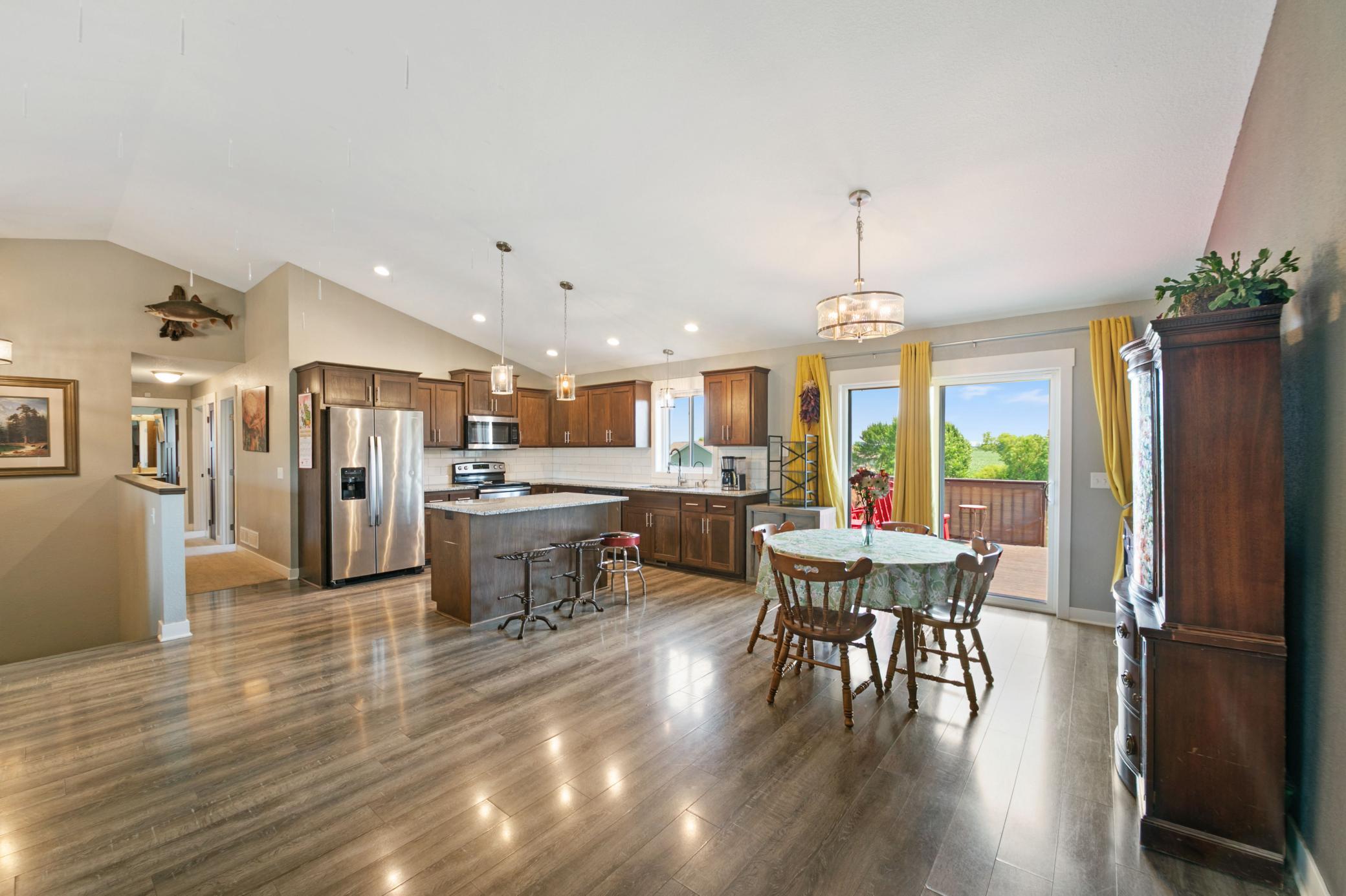 1106 Rolling Hills Drive NW