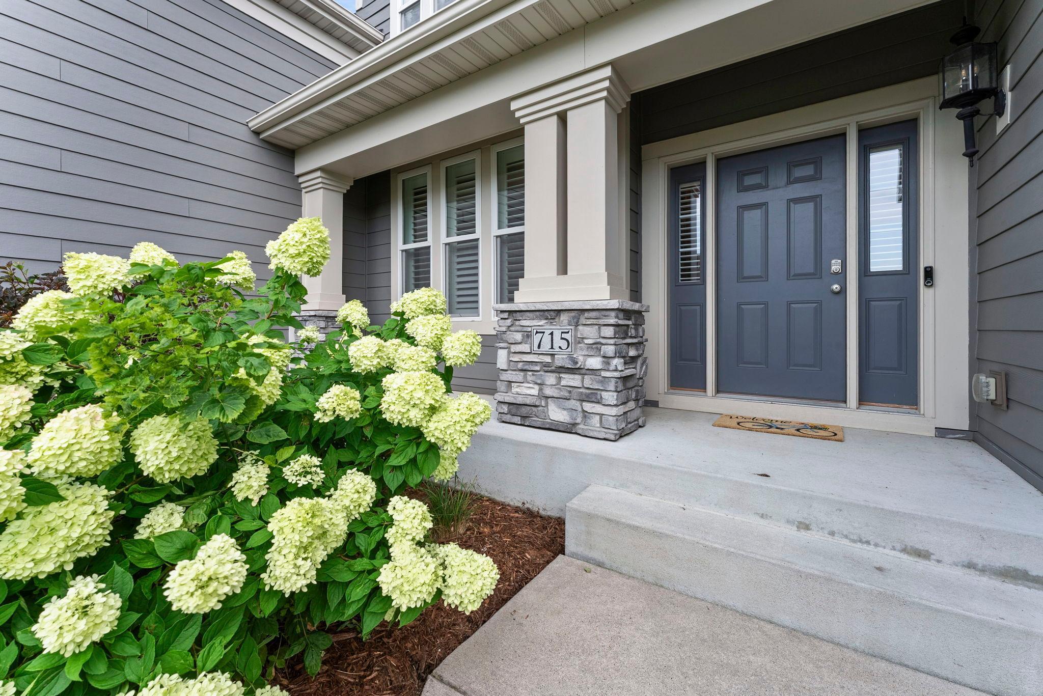 715 Lilium Trail
