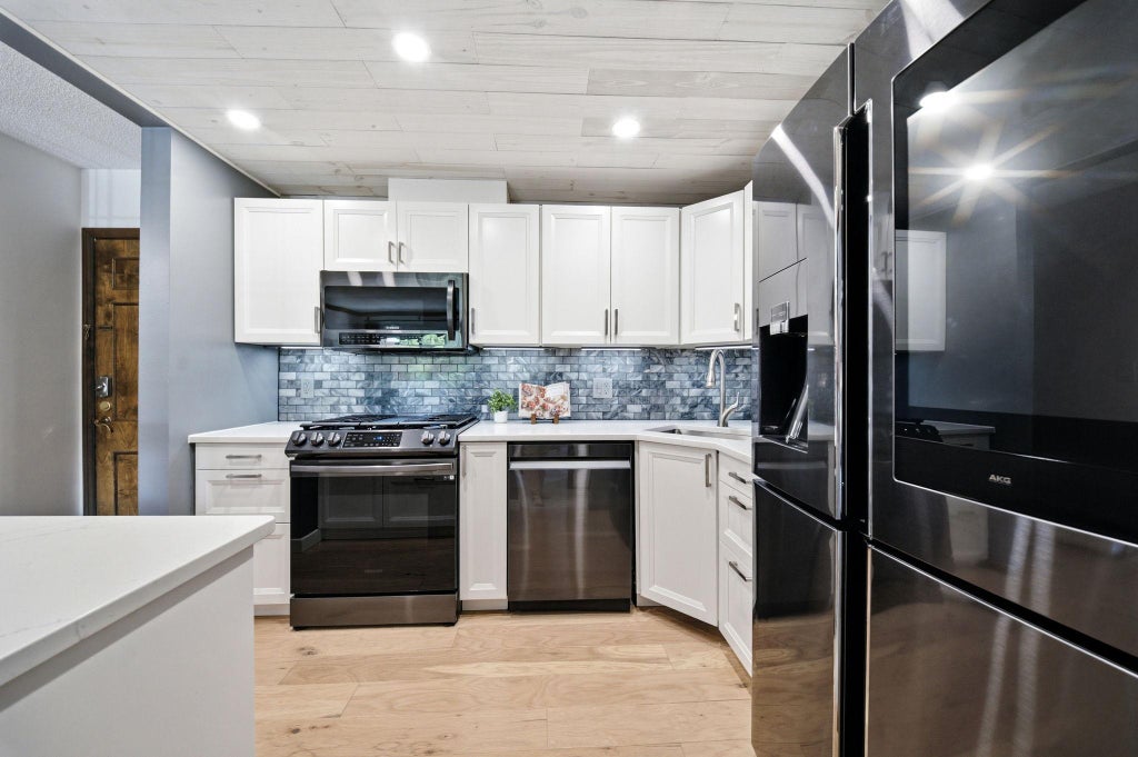 Photo of 6710 Vernon Avenue S #314, Edina, MN 55436 (MLS # 7090967)