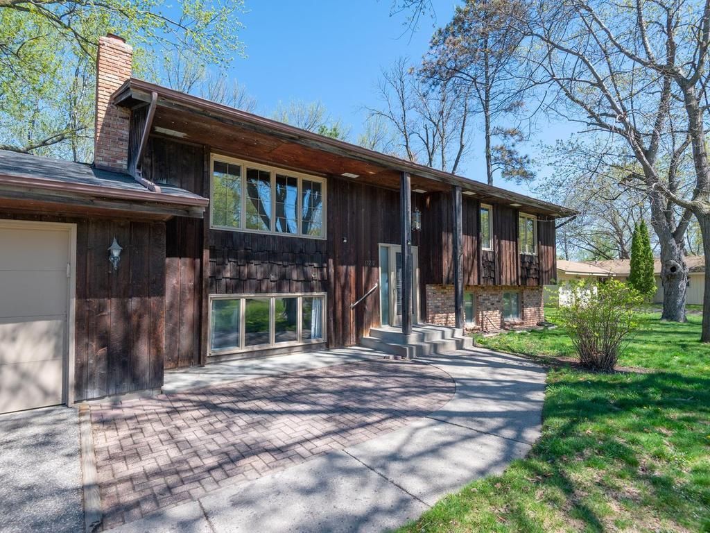 Photo of 17210 13th Avenue N, Plymouth, MN 55447 (MLS # 7059776)