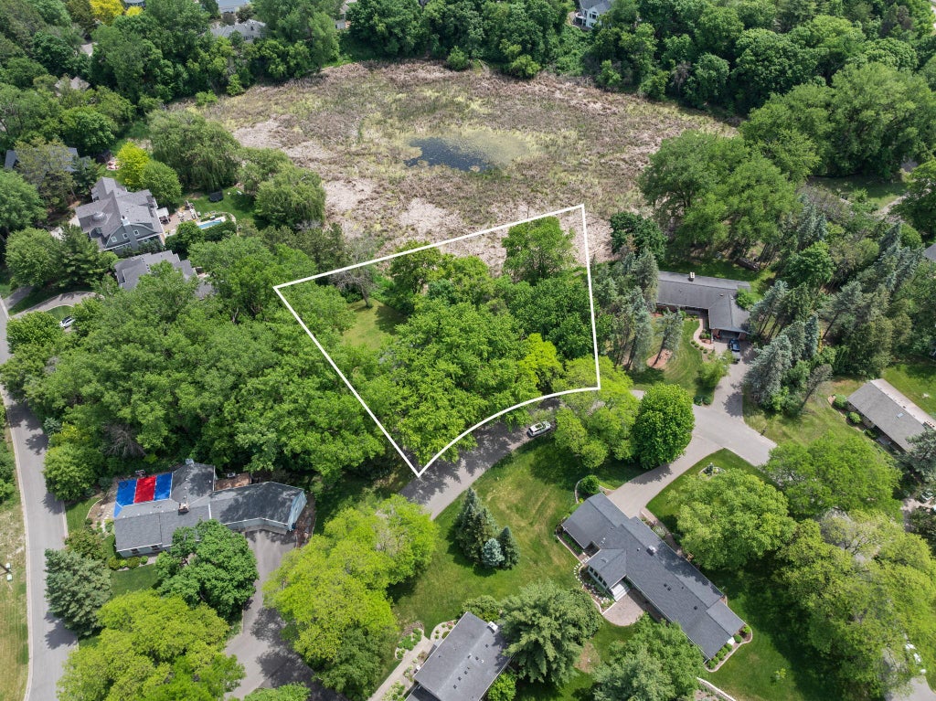 Photo of 355 Margaret Circle Cir, Wayzata, MN 55391 (MLS # 7158929)