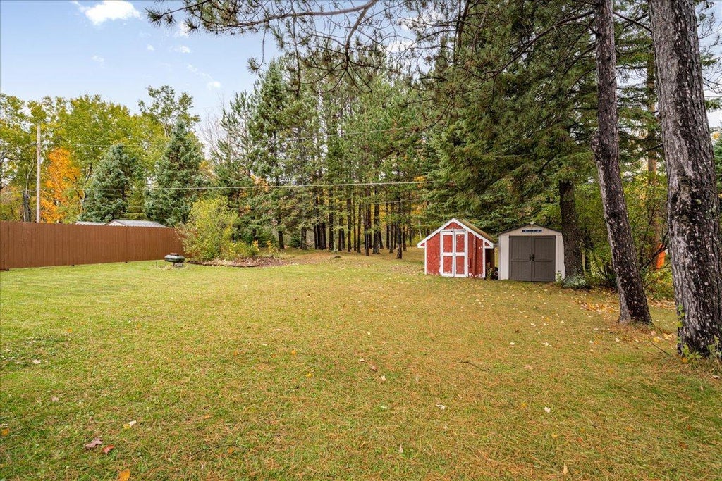 Photo of 905 N Ebony Avenue, Duluth, MN 55811 (MLS # 7159906)