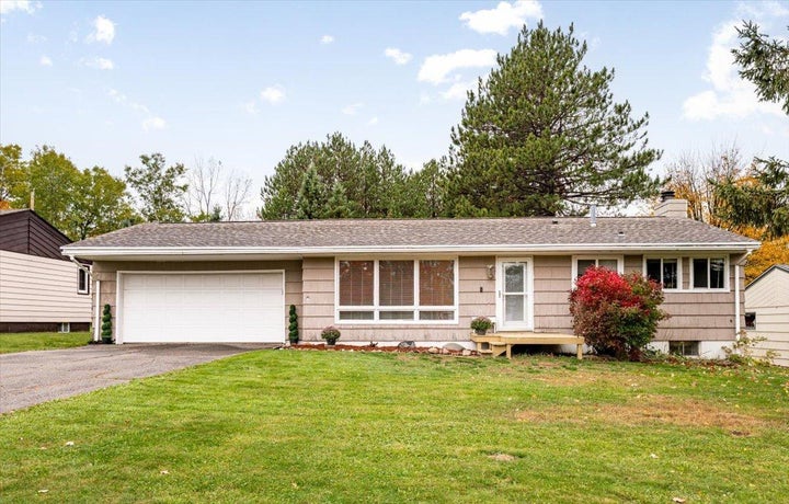 Photo 1 of 35 — 905 N Ebony Avenue, Duluth, MN 55811
