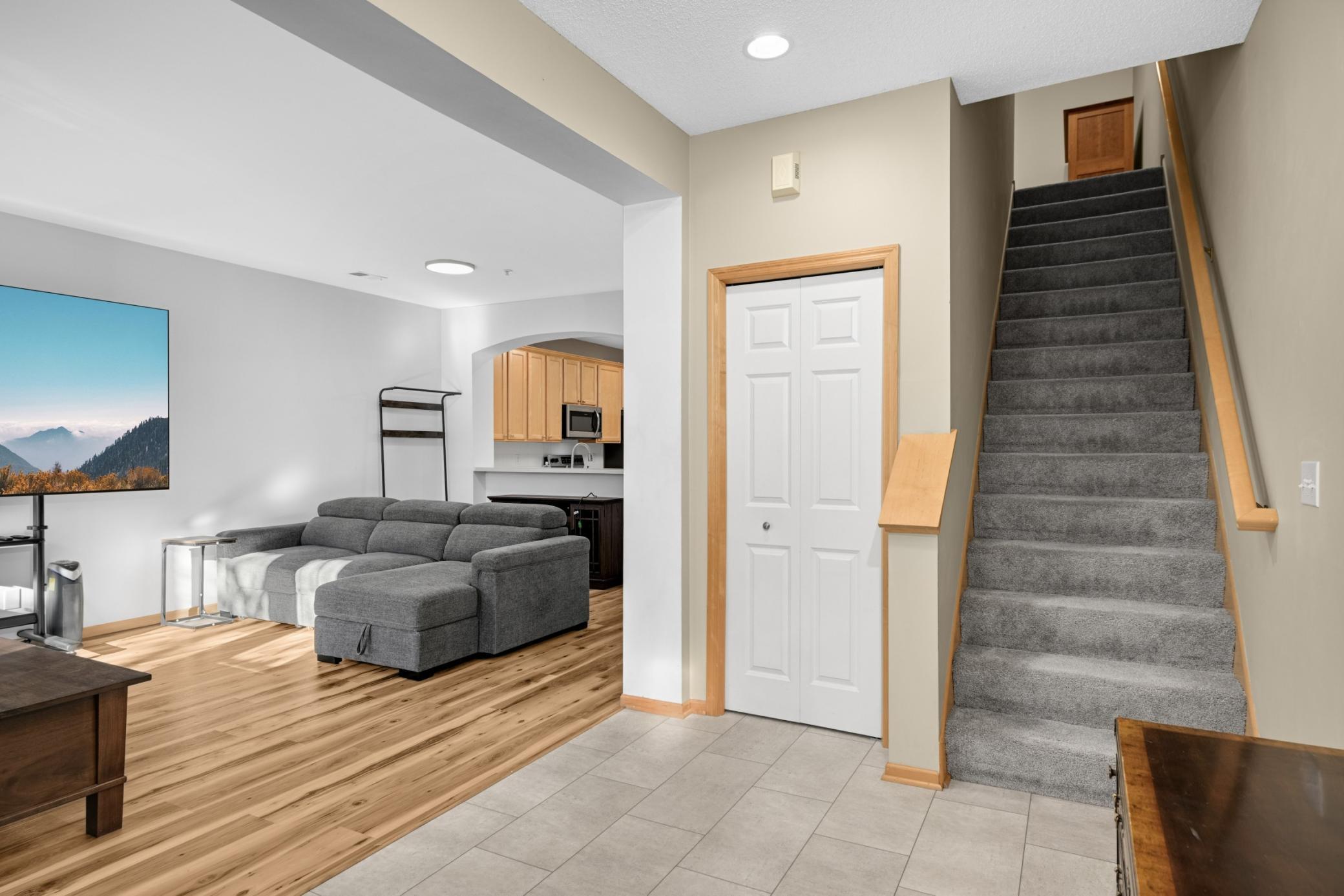 8517 Forestview Lane N