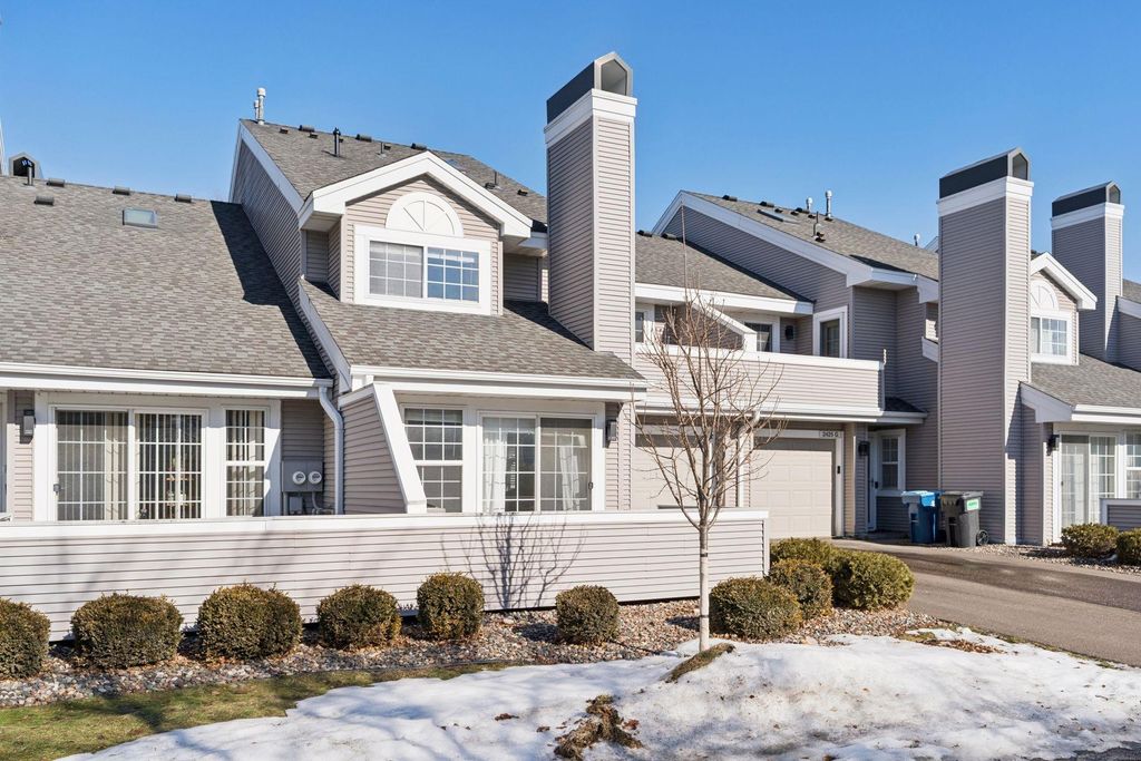 Photo of 2425 Upland Lane N #F, Plymouth, MN 55447 (MLS # 7023566)