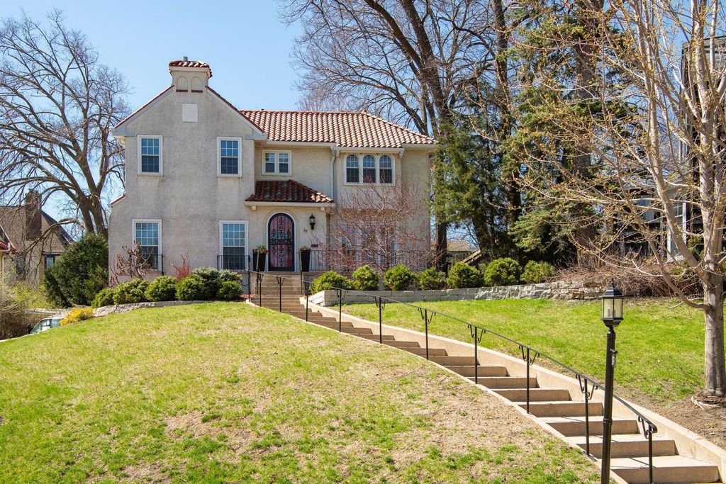 Photo of 38 W Minnehaha Parkway, Minneapolis, MN 55419 (MLS # 7028957)