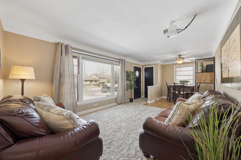 Photo of 1206 Oakcrest Avenue, Roseville, MN 55113 (MLS # 7028847)